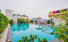 77 ป่าตอง โฮเทล แอนด์ สปา